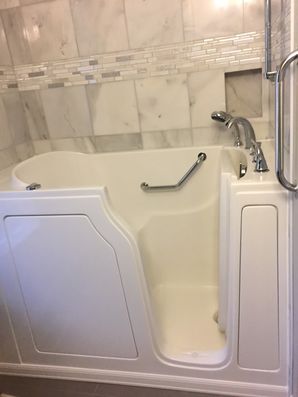 Accessible Bathtub in Georgetown by Independent Home Products, LLC